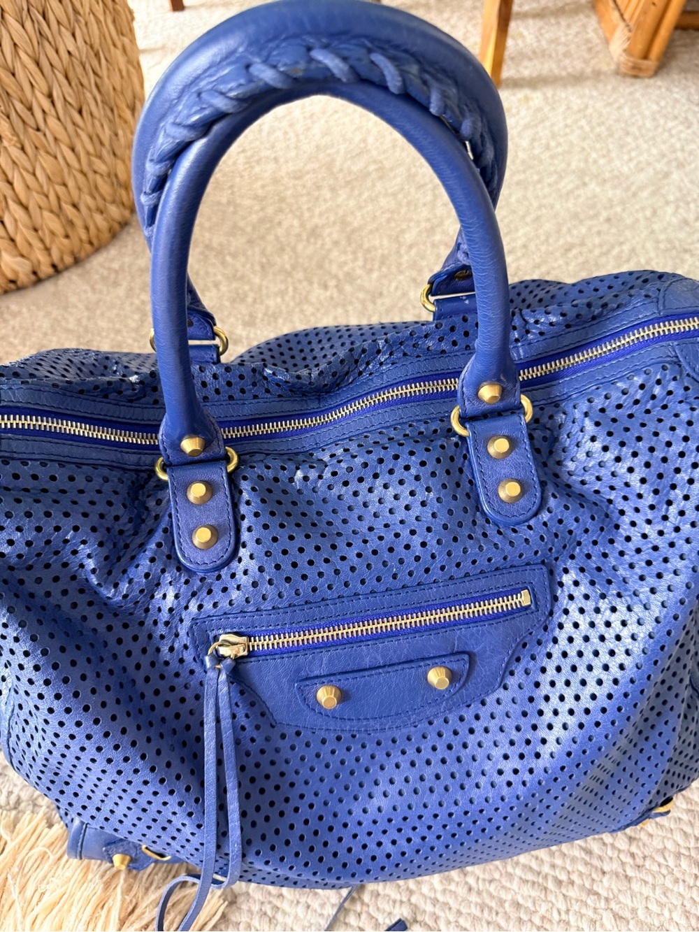 Balenciaga 2013 Blue Cross Perforated Lambskin Motorcycle City Bag (large) - Picture 4 of 17